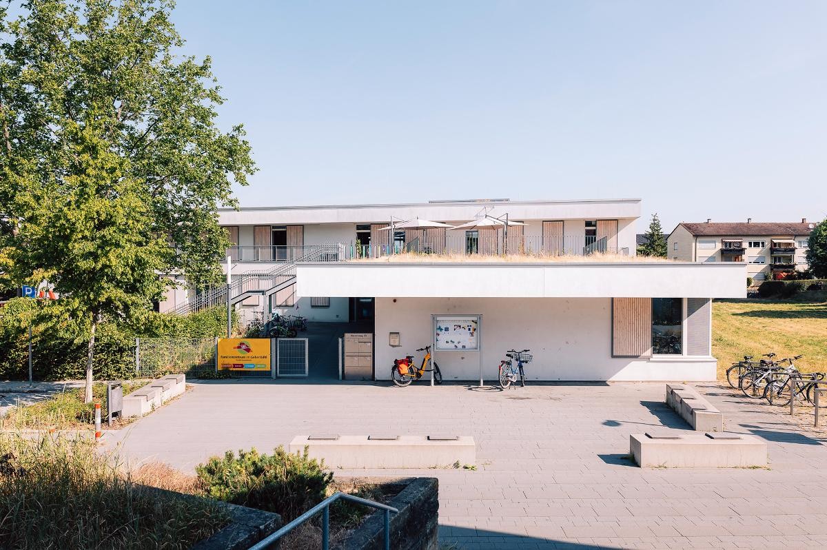 Aussenansicht Familienzentrum Aussenansicht Familienzentrum