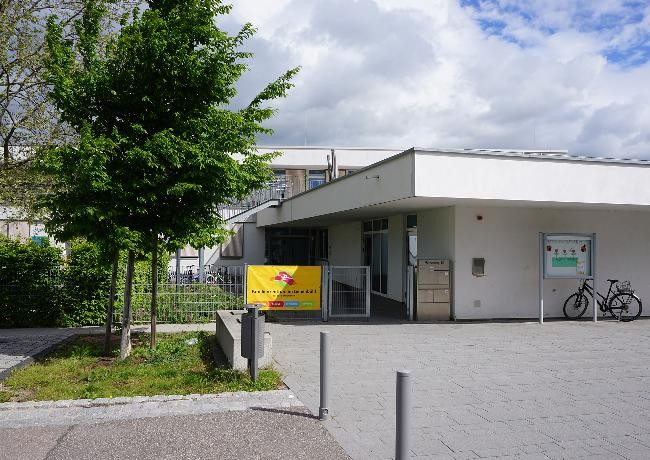Aussenansicht Familienzentrum im Gehenbühl