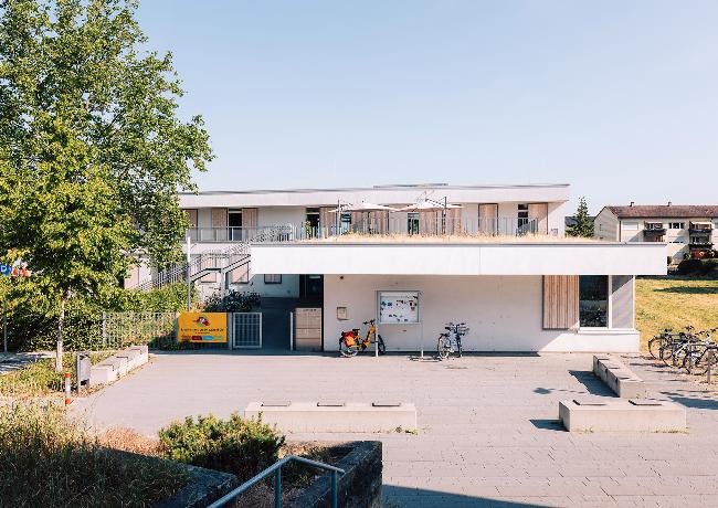 Aussenansicht Familienzentrum im Gehenbühl